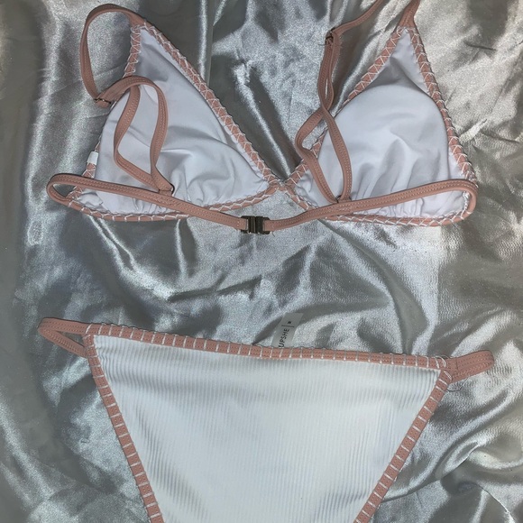 Bikini from Cupshe! - Picture 3 of 5